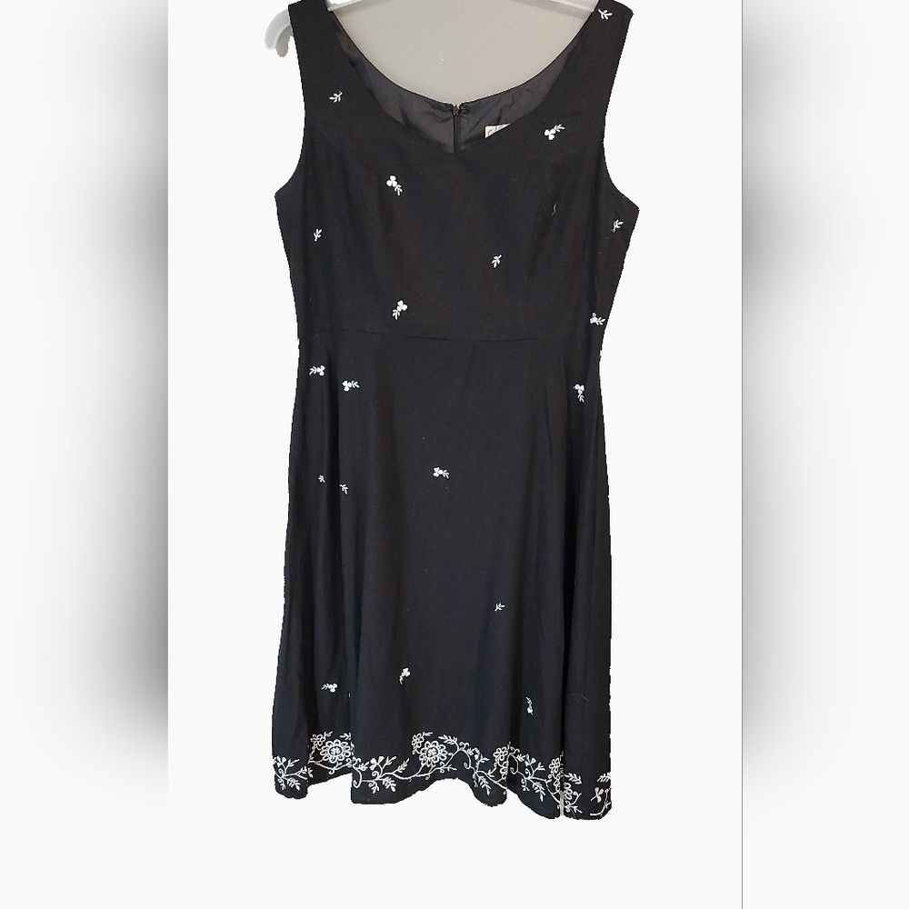Dressbarn Elegant Black Dress with White Embroidery